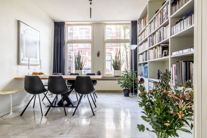 Foto 12 van Bilderdijkstraat 60