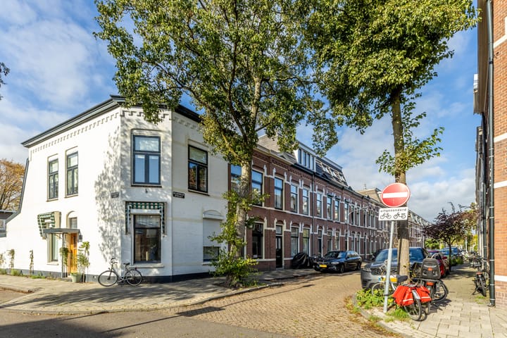 Foto 32 van Bilderdijkstraat 60