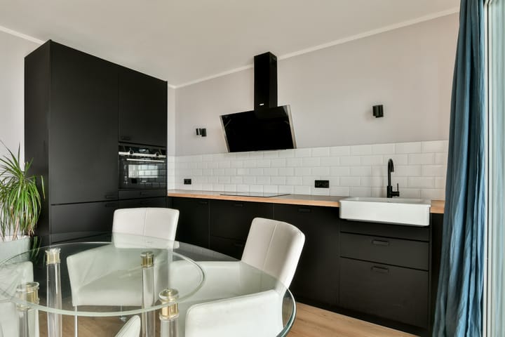 Photo 14 of de Ruyterstraat 50