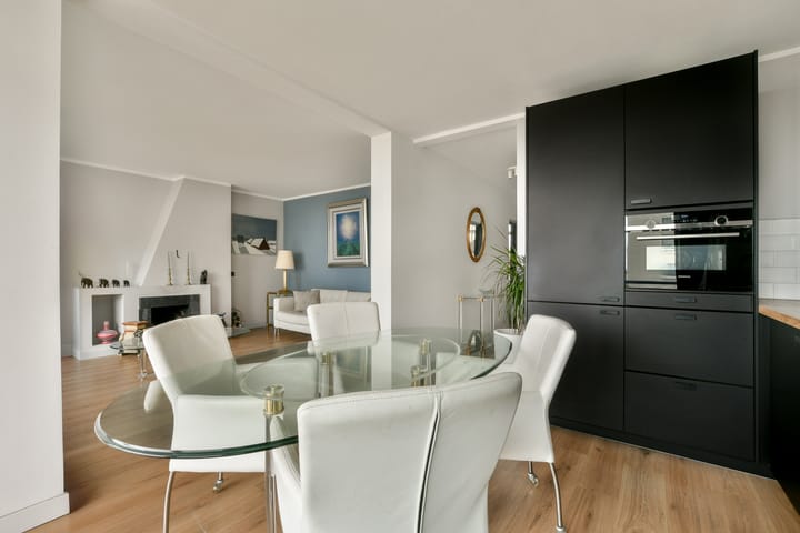 Photo 15 of de Ruyterstraat 50