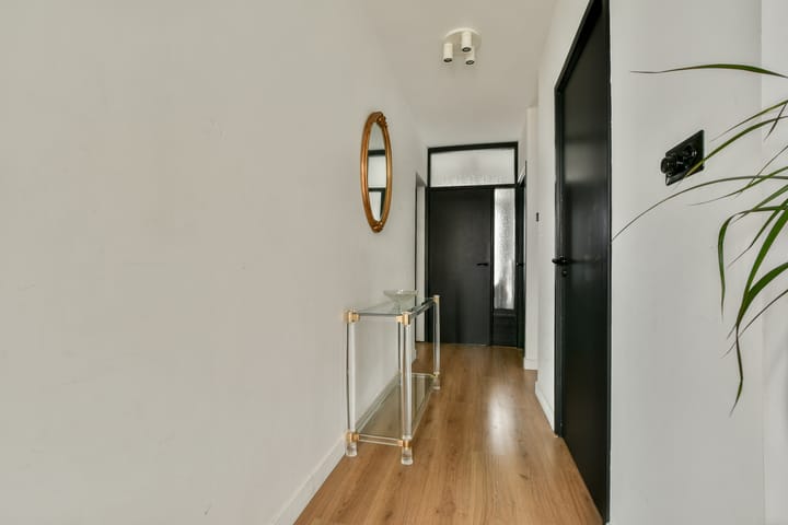 Photo 6 of de Ruyterstraat 50