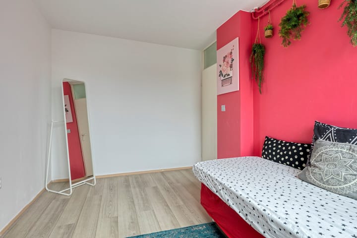 Photo 25 of Poortwachter 30