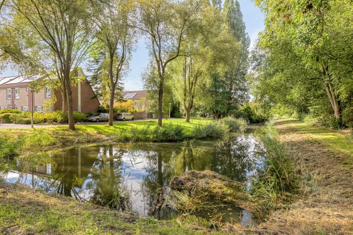 Photo 36 of Poortwachter 30