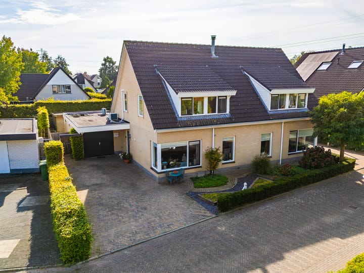 Foto 1 van Aletta Jacobshoeve 3