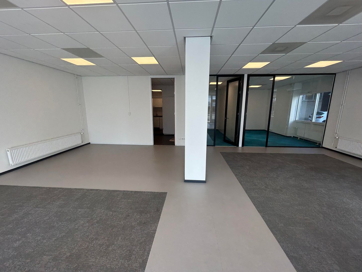 Bekijk foto 4 van Kleine Beer 301