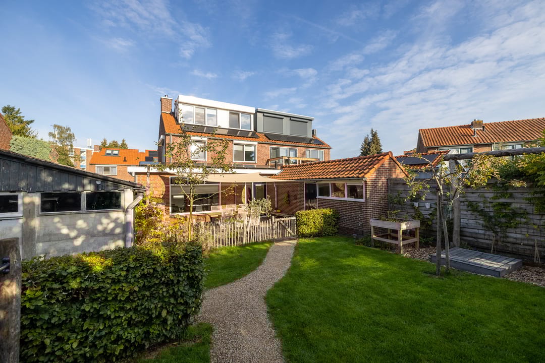 Photo 2 of Groen van Prinstererlaan 7