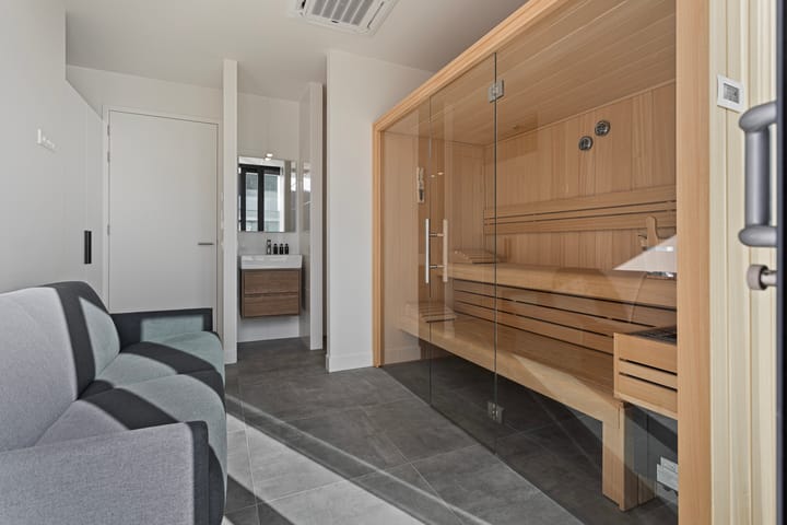 Photo 24 of Christiaanpolderweg 1