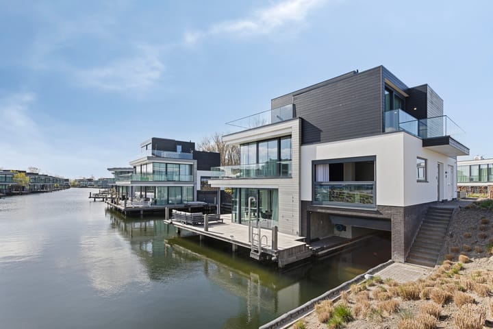 Photo 46 of Christiaanpolderweg 1