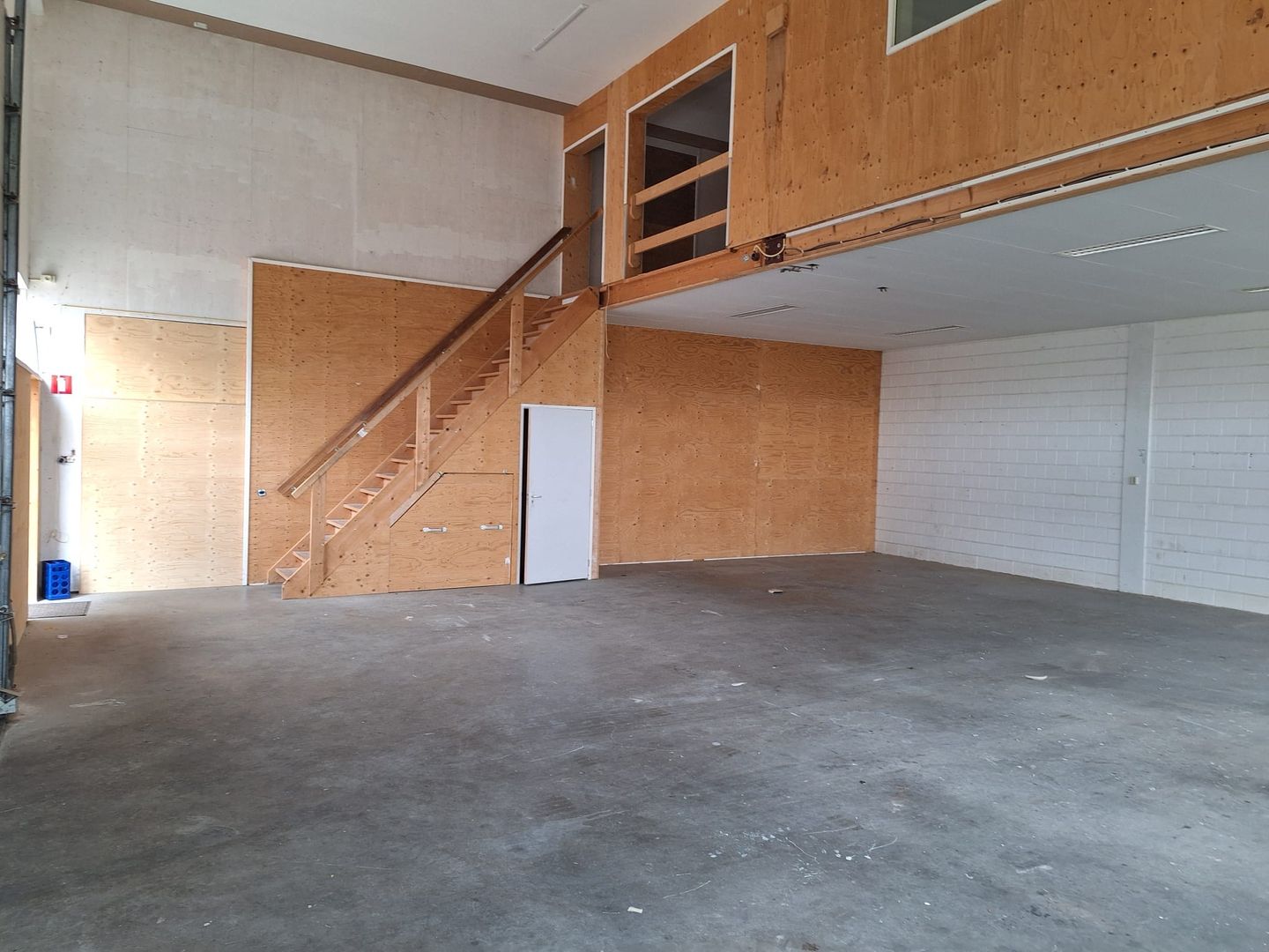 Bekijk foto 5 van Industrieweg 30