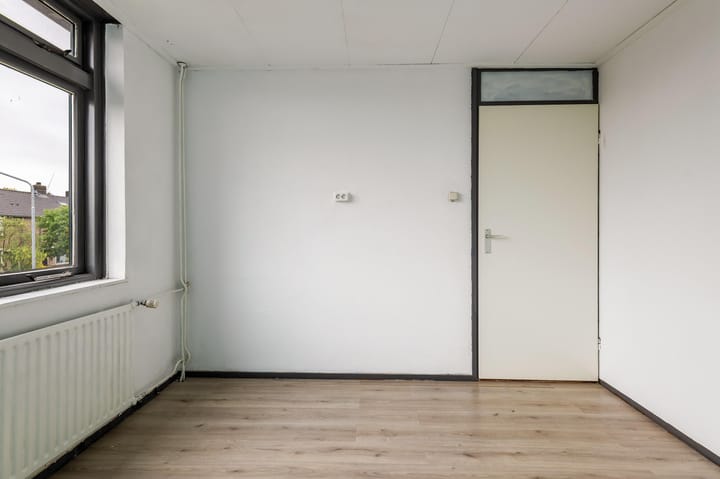 Foto 20 van Thomas van Heereveldstraat 37