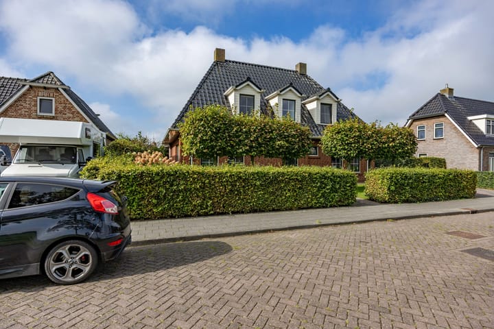 Photo 20 of W F de Boerstraat 8