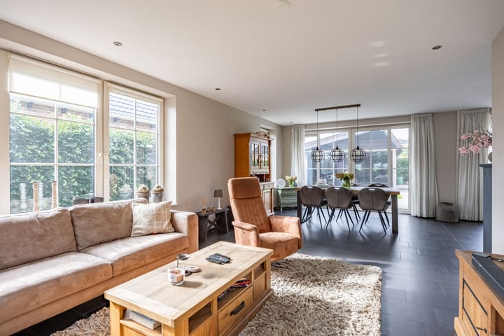 Photo 34 of W F de Boerstraat 8