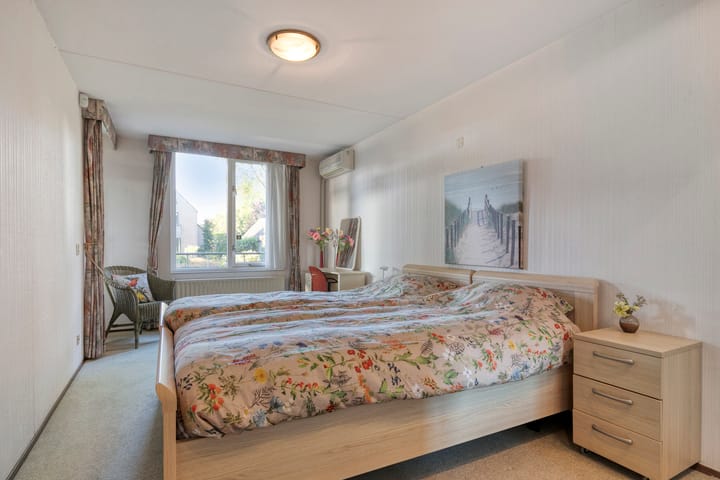 Photo 4 of de Balmerd 233