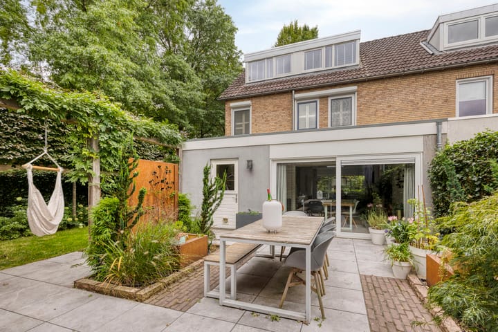 Foto 1 van Johannes Vermeerstraat 17