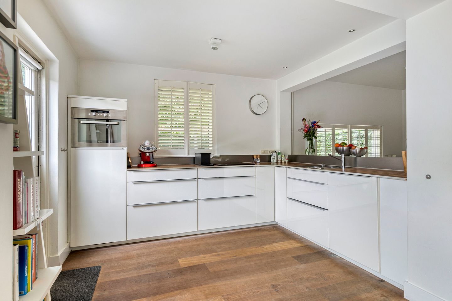 Foto 19 van Johannes Vermeerstraat 17