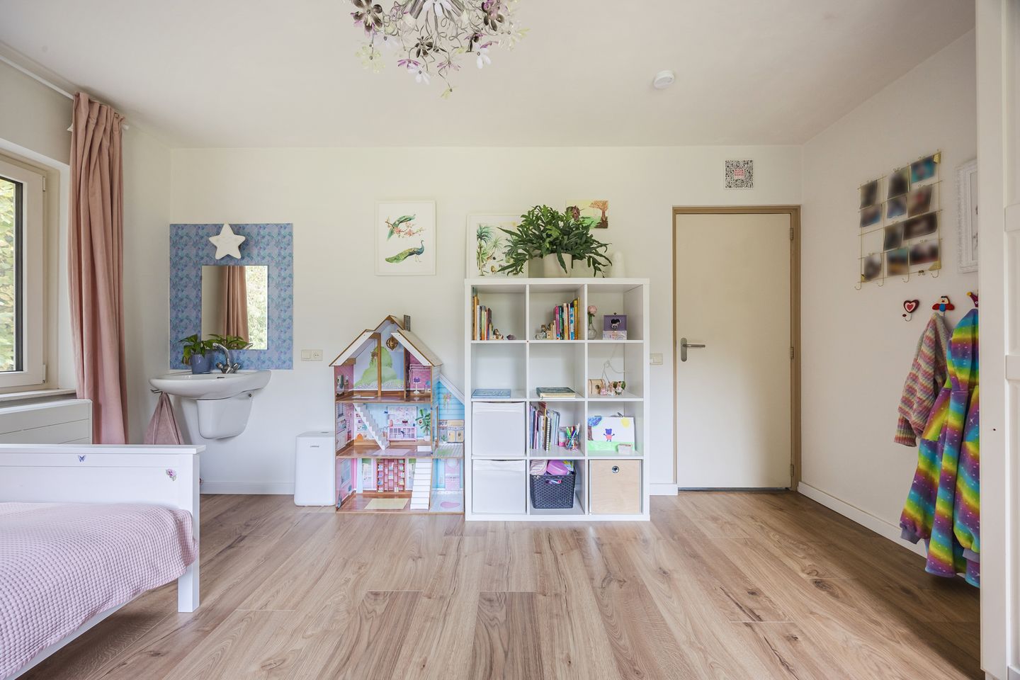 Photo 35 of Katerstraat 8