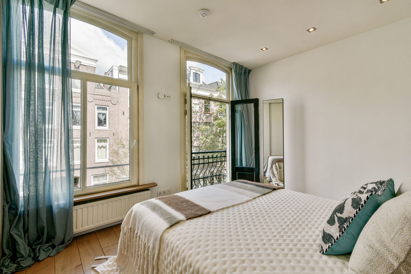 Foto 10 van Eerste Jacob van Campenstraat 52-2