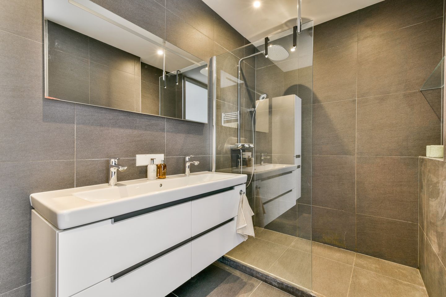 Foto 14 van Eerste Jacob van Campenstraat 52-2