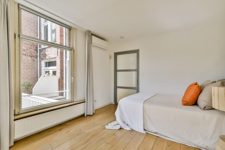 Foto 17 van Eerste Jacob van Campenstraat 52-2