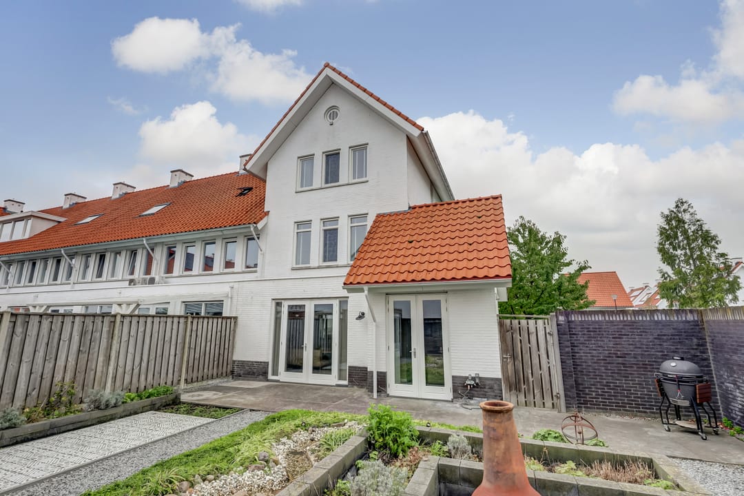 Foto 2 van Dominee Bakkerushof 2