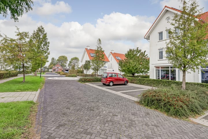 Foto 51 van Dominee Bakkerushof 2