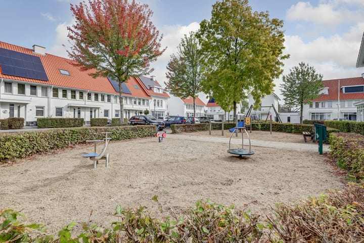 Foto 53 van Dominee Bakkerushof 2