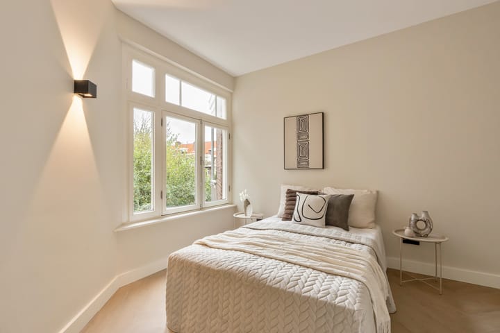 Photo 3 of Slaakstraat 12-3A