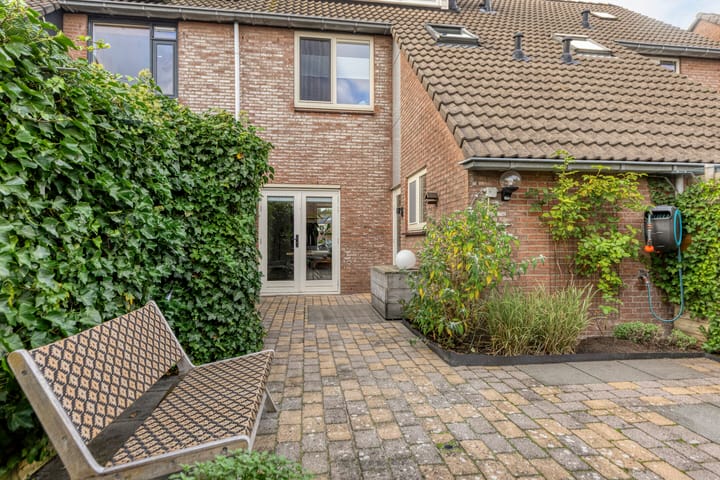 Foto 30 van Walstro 45