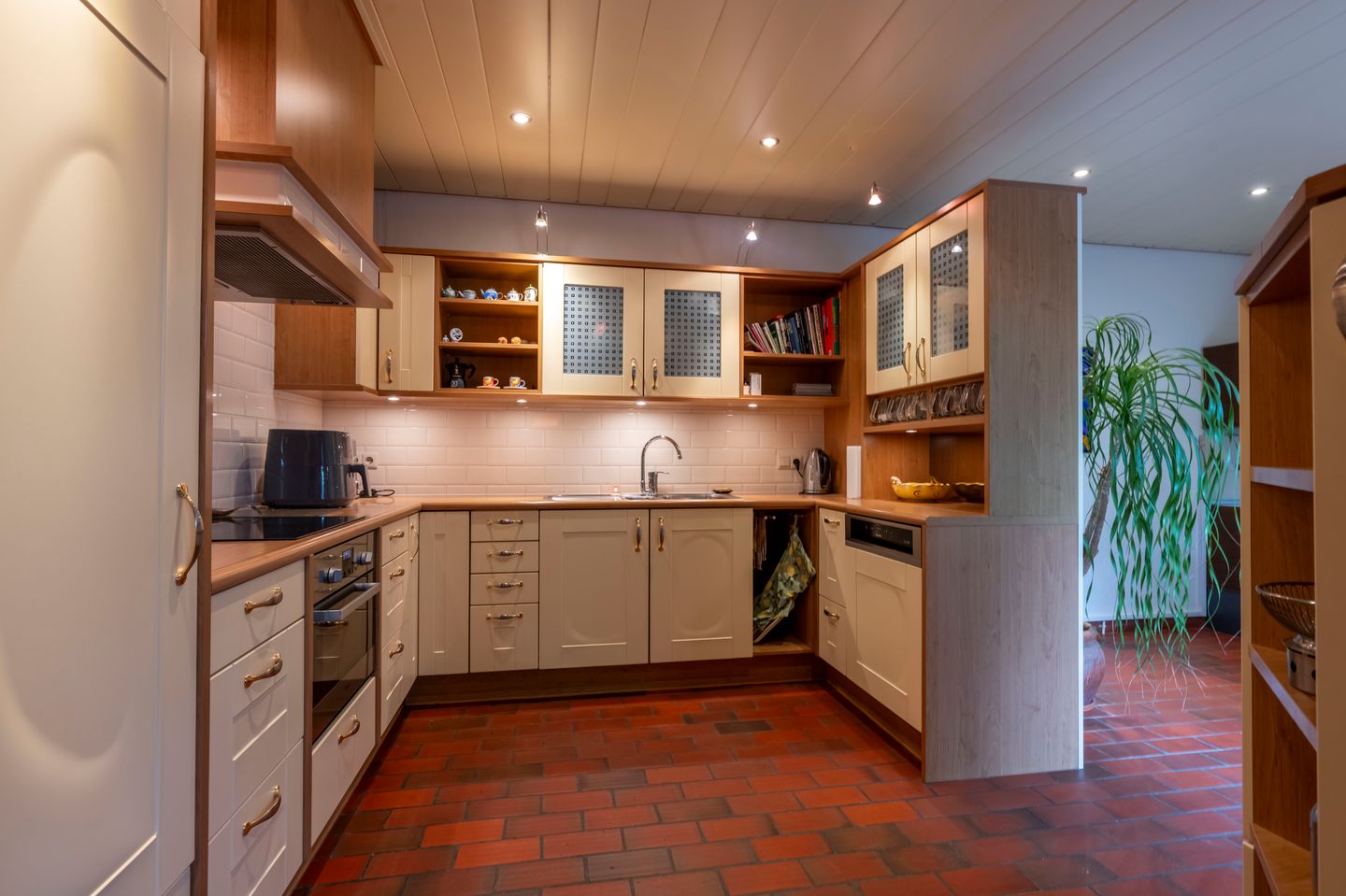 Foto 14 van Valkenburgerweg 69