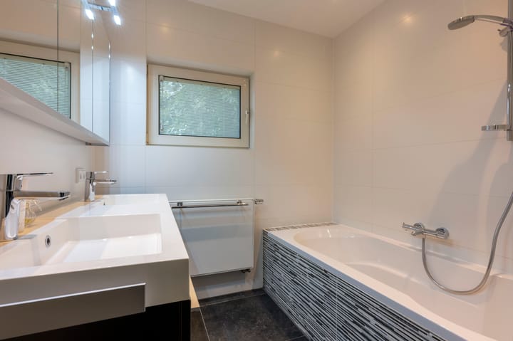 Photo 23 of Valkenburgerweg 69