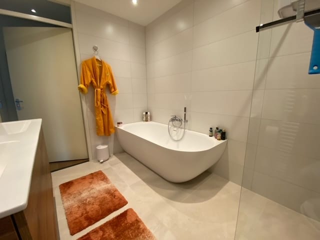 Photo 18 of Oude Molstraat 2-D