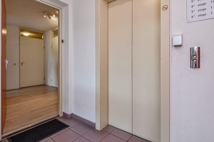 Foto 6 van Donker Curtiusstraat 94