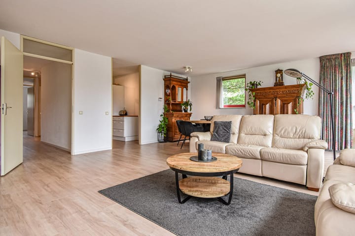 Foto 9 van Donker Curtiusstraat 94