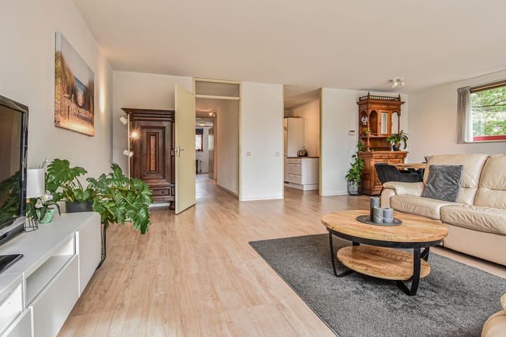 Foto 10 van Donker Curtiusstraat 94