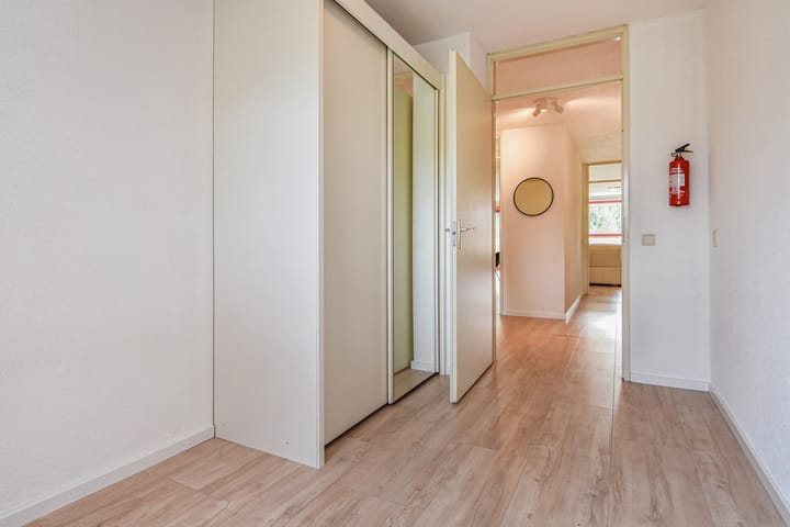 Foto 20 van Donker Curtiusstraat 94