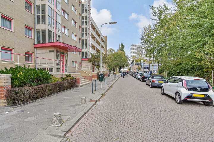 Foto 28 van Donker Curtiusstraat 94