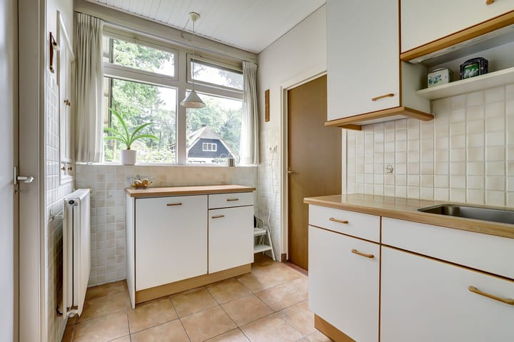 Photo 18 of Vondellaan 25