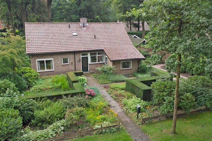 Photo 44 of Vondellaan 25