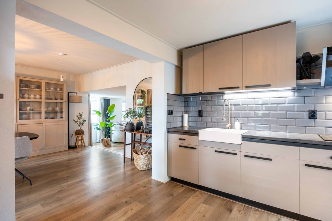 Foto 11 van Uiterburen 16