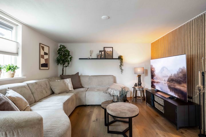 Foto 19 van Uiterburen 16