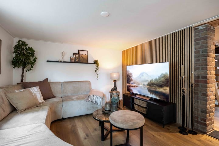 Foto 20 van Uiterburen 16