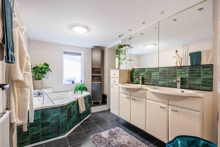 Foto 30 van Uiterburen 16