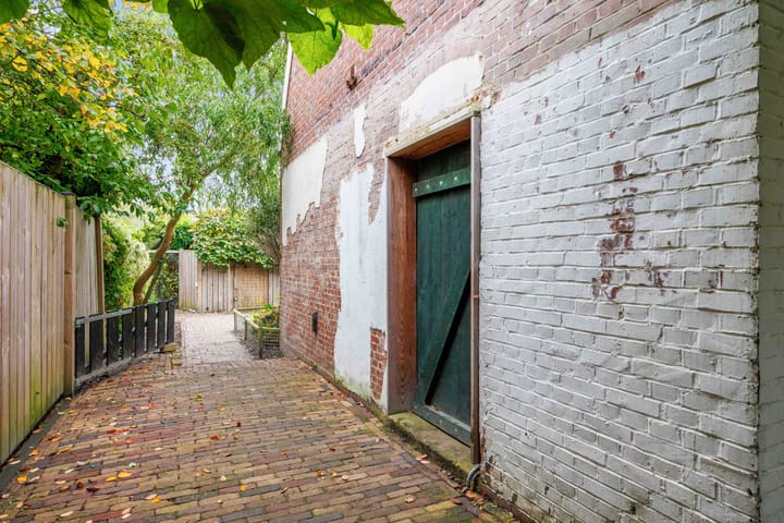 Foto 48 van Uiterburen 16