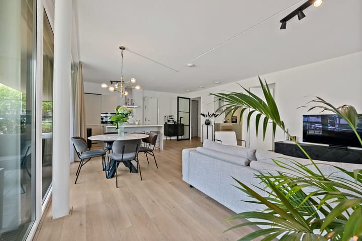 Photo 1 of Koningin Marialaan 21-C