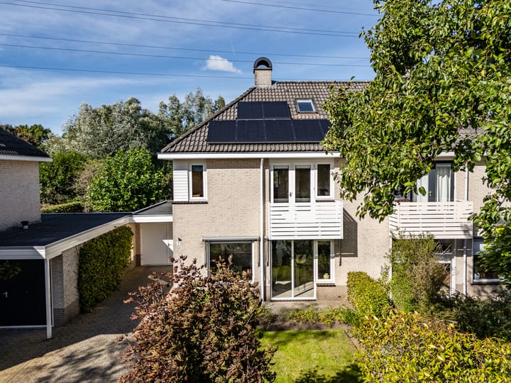 Foto 2 van Robert van Guliklaan 9