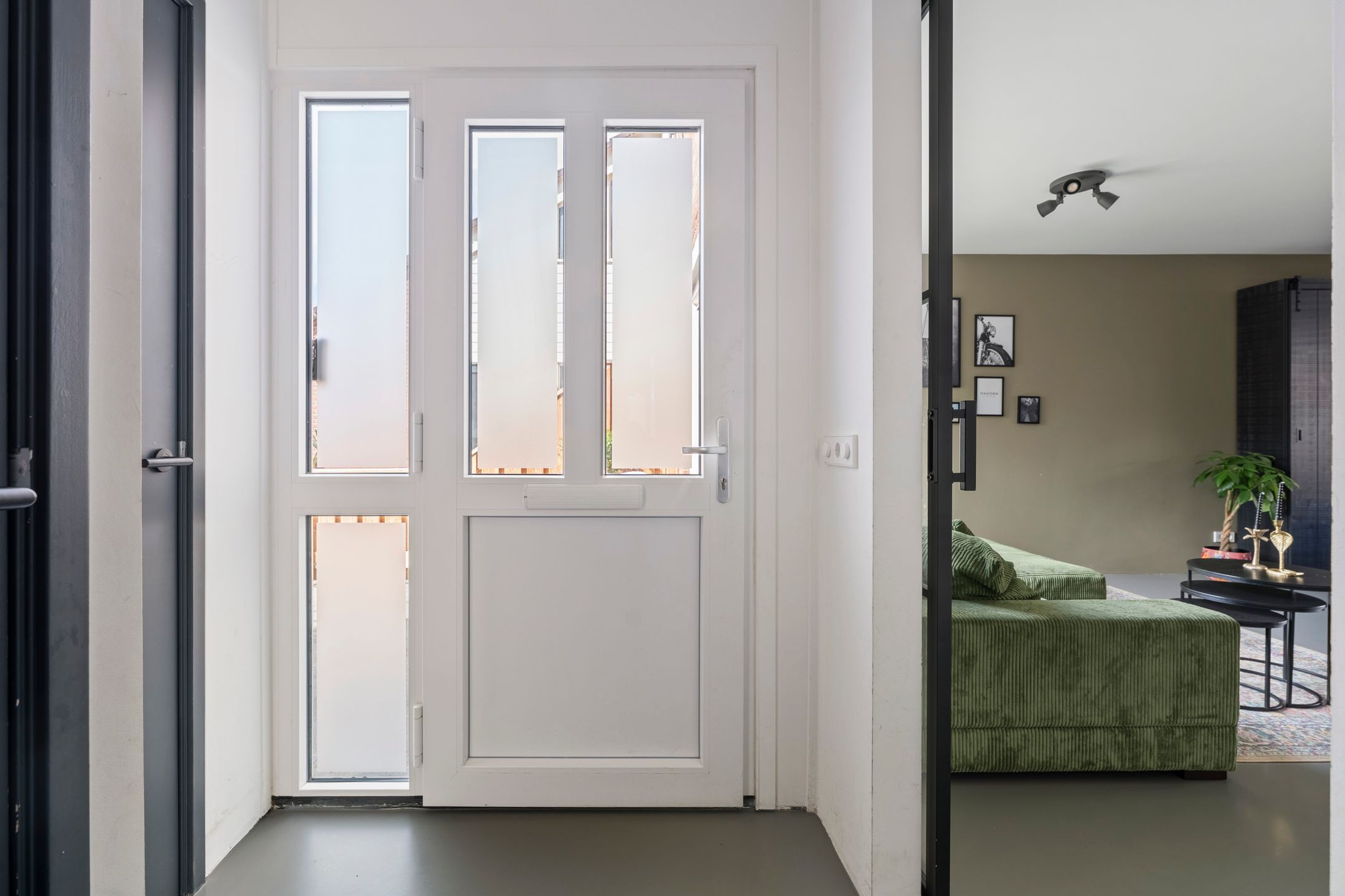 Foto 9 van Smaragd 14