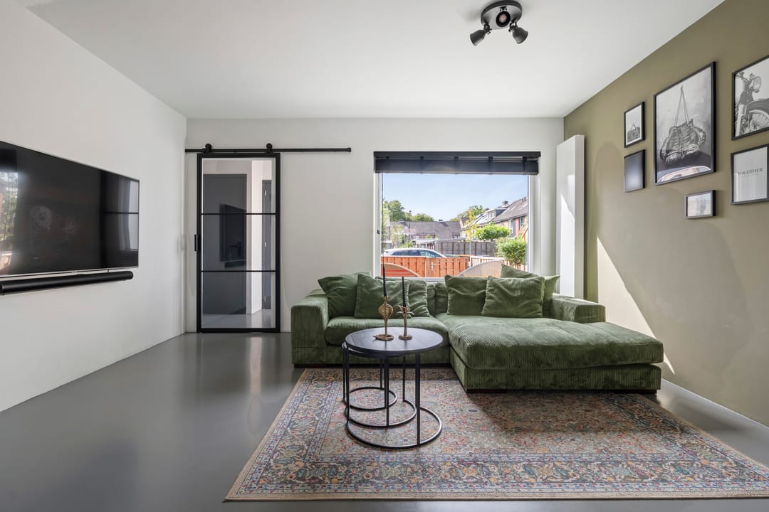 Foto 11 van Smaragd 14