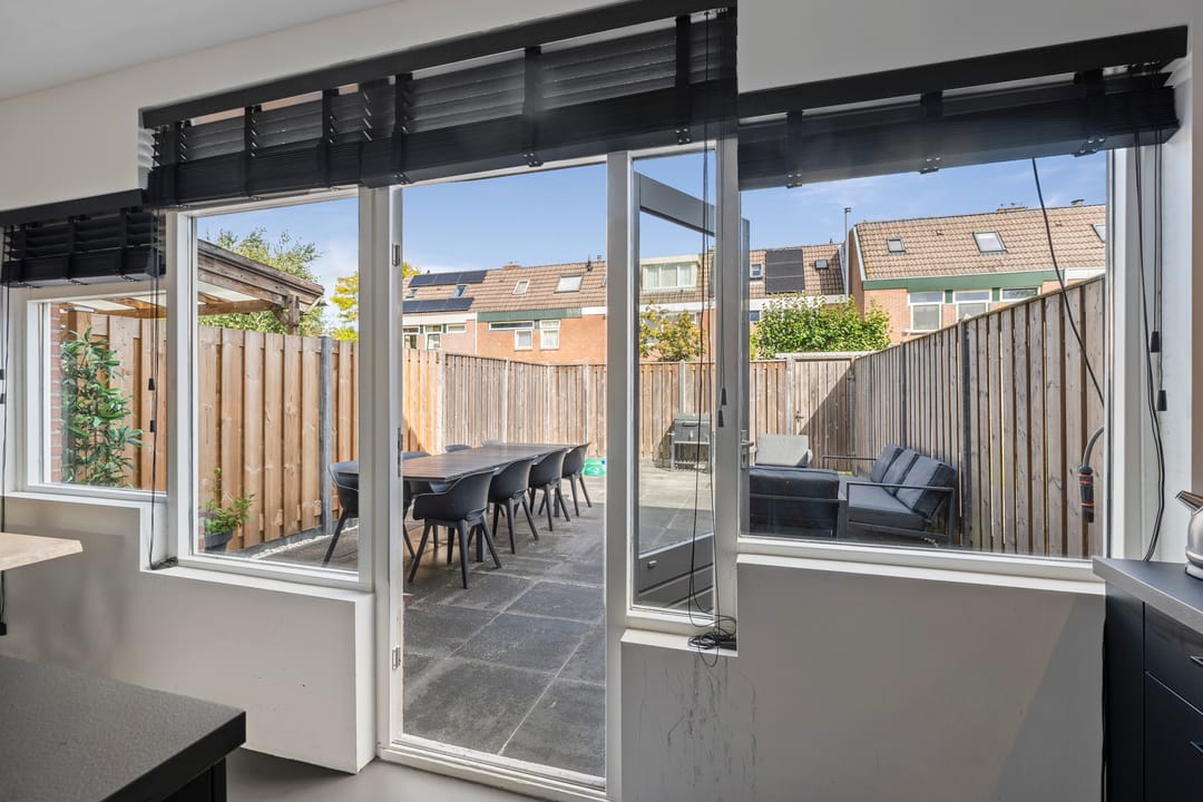 Foto 22 van Smaragd 14