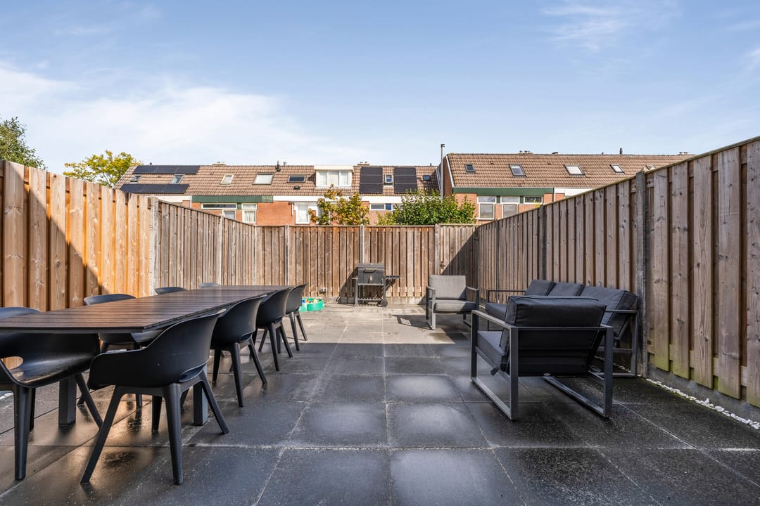 Foto 23 van Smaragd 14