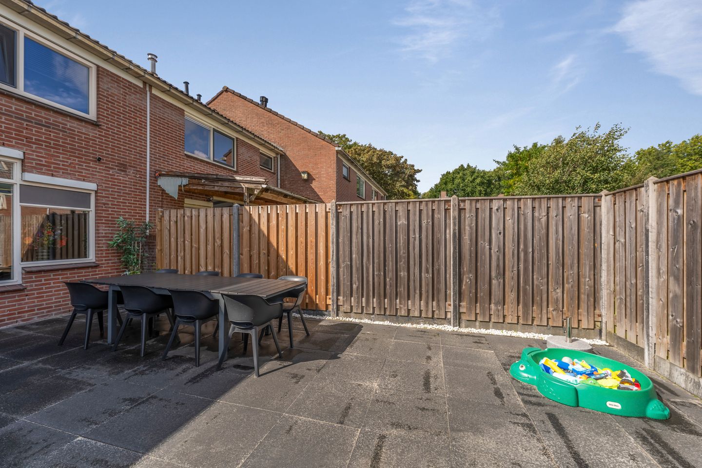 Foto 25 van Smaragd 14